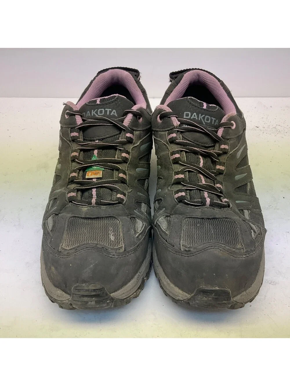 Dakota used shoes